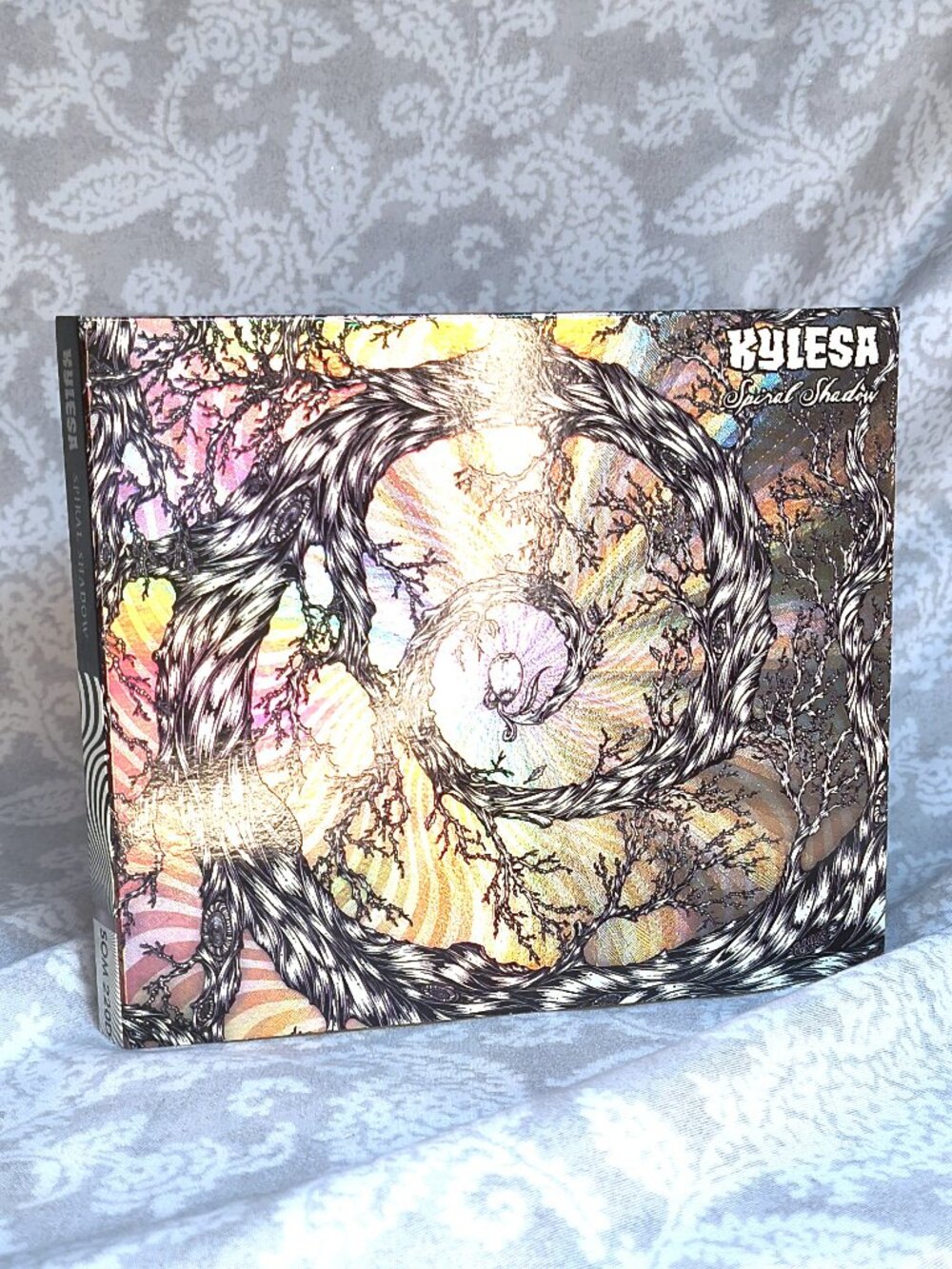 Kylesa - Spiral Shadow CD holographic Digipack edition with bonus DVD SOM 220D